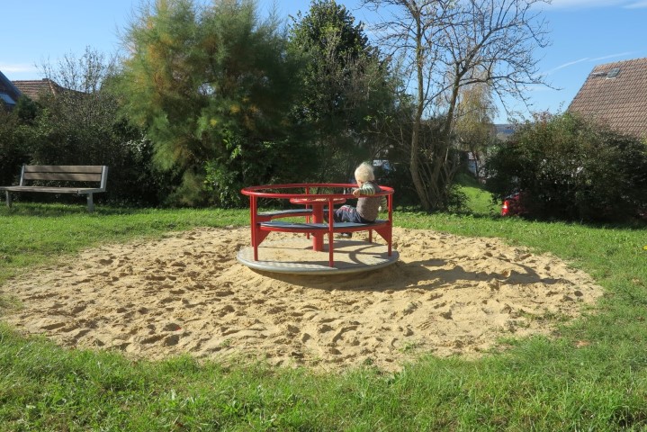 playground series "011" by Raphael Egel